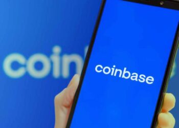 کوین بیس: برای تایید ETF های بیت کوین آماده هستیم