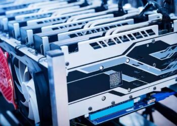 دو مدیر پیشین نورثرن دیتا از این شرکت شکایت کردند