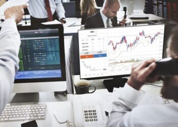 پشتیبانی کدام بروکر فارکس بهتر و سریع تر است