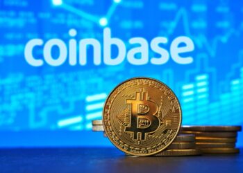 زیان ۶۶۷ میلیون دلاری Coinbase؛ آیا بازار ارز دیجیتال وارد فاز هشدار شده است؟
